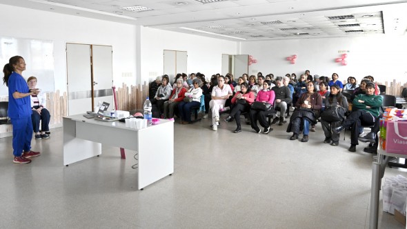 El Municipio de Tigre llevó adelante la charla "Unidas en la lucha, juntas en la vida" para concientizar sobre el cáncer de mama